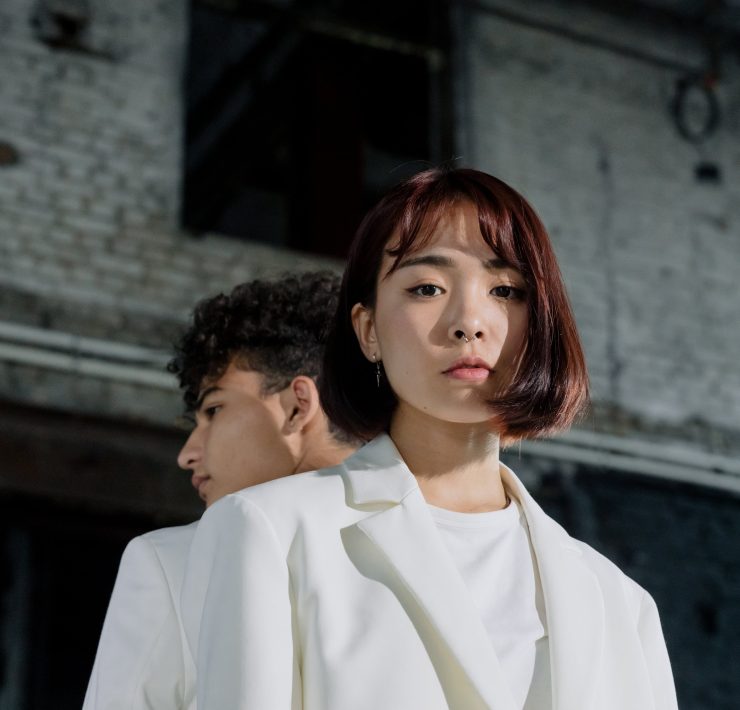 How to Wear a White Blazer Like a Celebrity