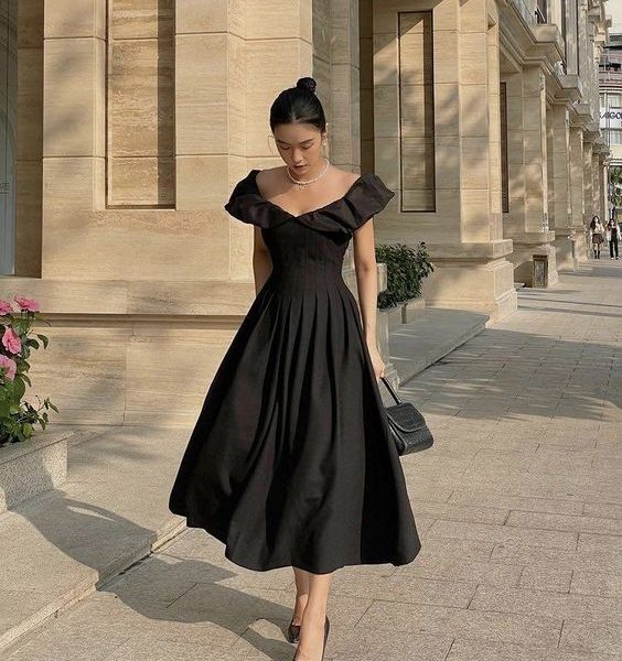 How To Style Black Dress Trend for Any Occasion in 2024