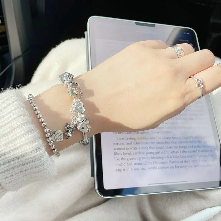 Chic Jewelry Trend — Why Charm Bracelets Are the Hottest Accessory in 2024?