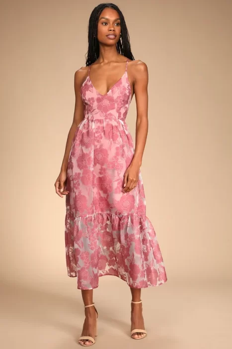 Blooming Love 2024: How to Wear a Spring Dress on Valentine's Day