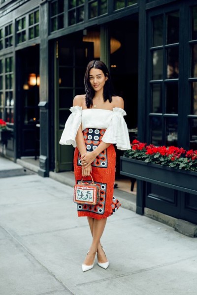 Statement Blouse Example How To Style Outfit With Statement Blouse Nowadays