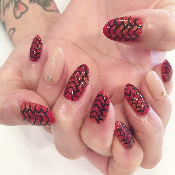 Cool Nail Art Designs Inspired From Game Of Thrones