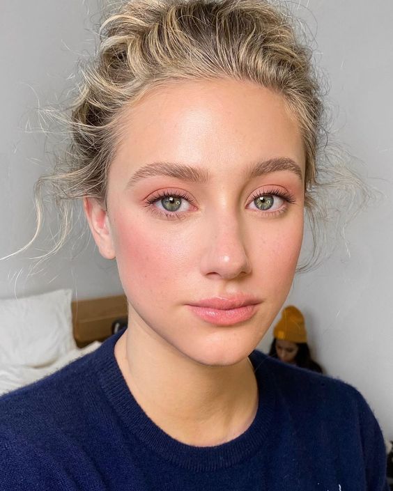 Natural Makeup Looks You Should Try For The Next Zoom Meetings
