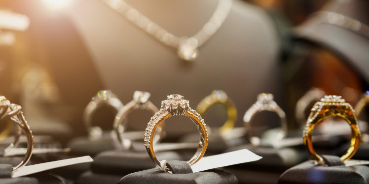 Where To Buy High-End Jewelry In Orange County?