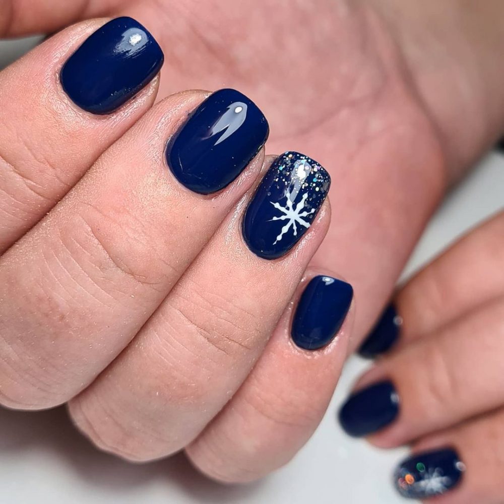 Royal Blue Nail Polishes Ideas That’ll Make You Feel Glamorous