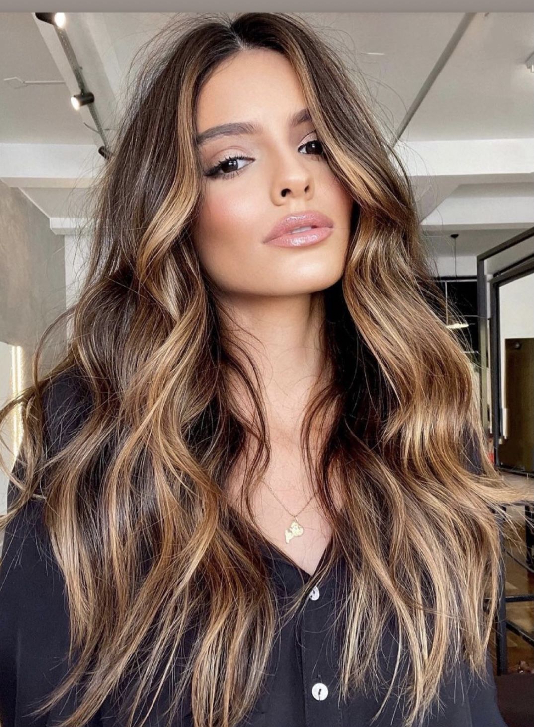 “Tiramisu” Blonde Hair Is Gonna Be Huge Trend On 2023, Let’s Find Out Why Is It Popular Now