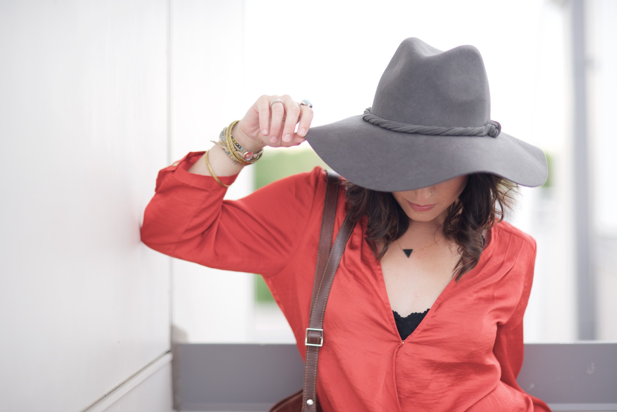 Why You Should Always Add Accessories to Your Outfit – Ferbena.com Why You Should Always Add Accessories to Your Outfit – Ferbena.com