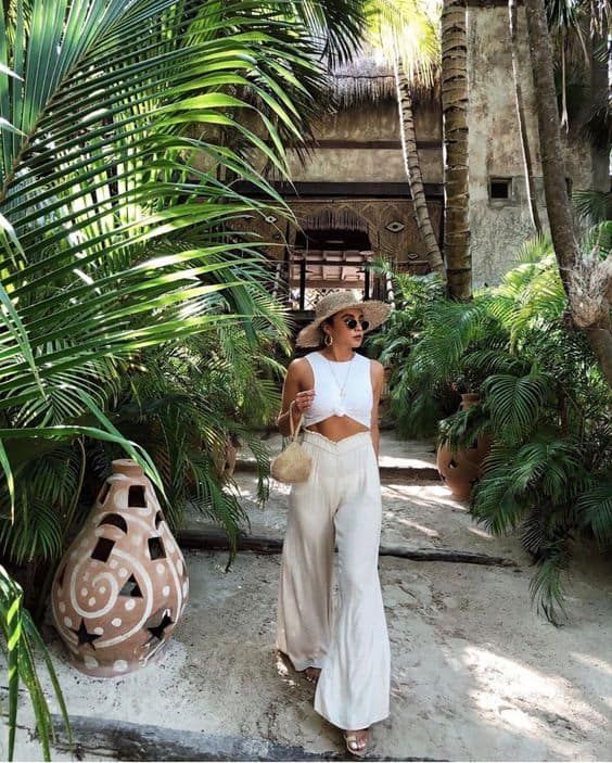 Every Outfit Checklist That You Should Wear In Bali, According To Our Local Editor
