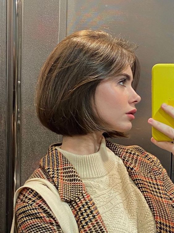 Ready, Set, Slay! Become A Trendsetter With The Medium Layered Bob In 2023