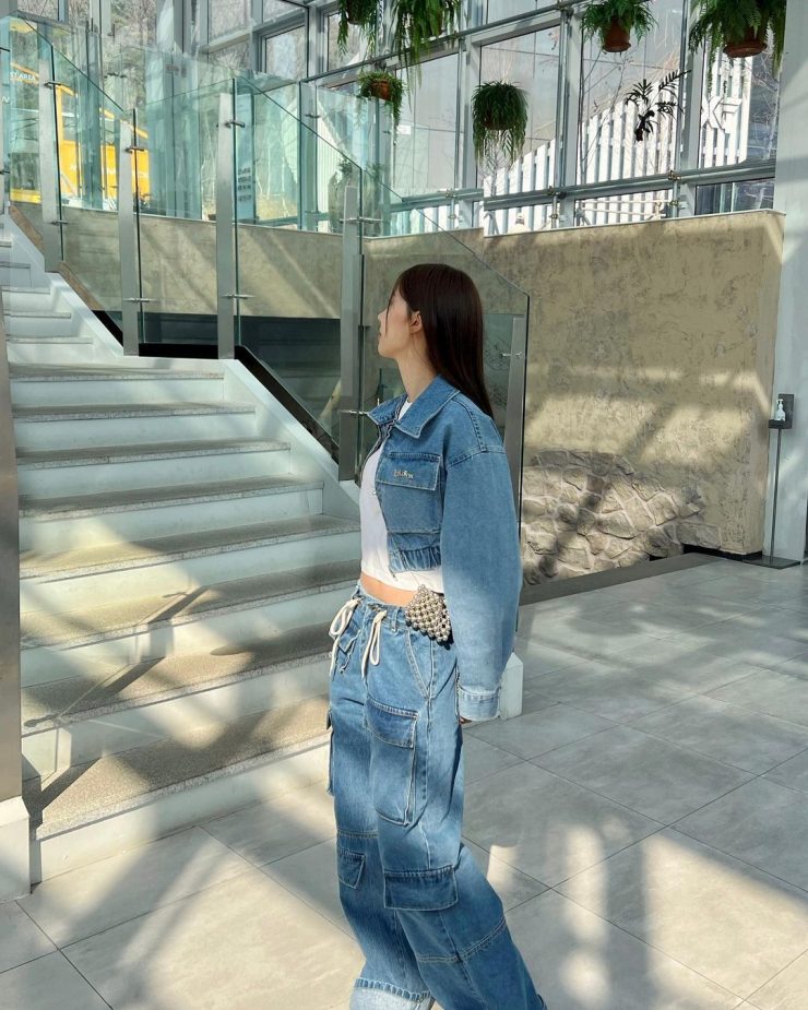 Women Black Comfort Fit Korean Cargo Pants