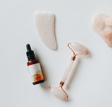Jade Roller vs Gua Sha - Which Delivers the Ultimate Glow For You?