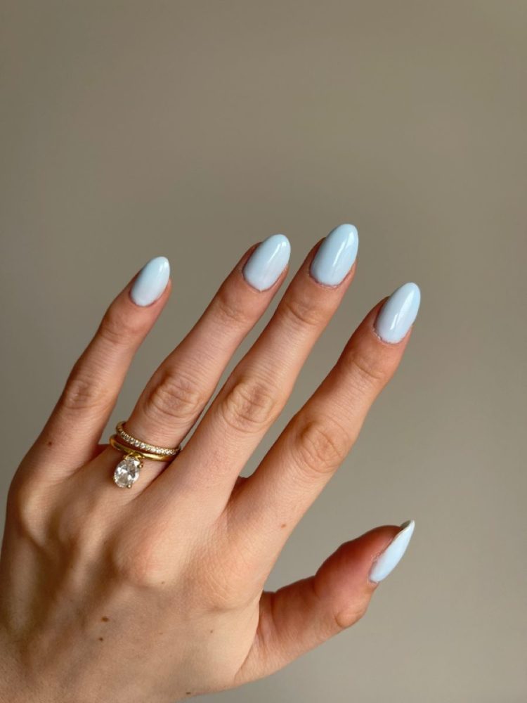 Fresh Blueberry Milk Nails for the Early Fall 2023