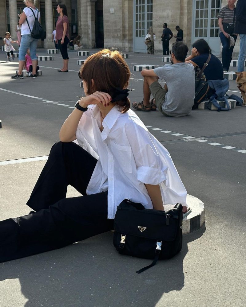 How To Style Black And White According To Fall 2023 Fashion Trends