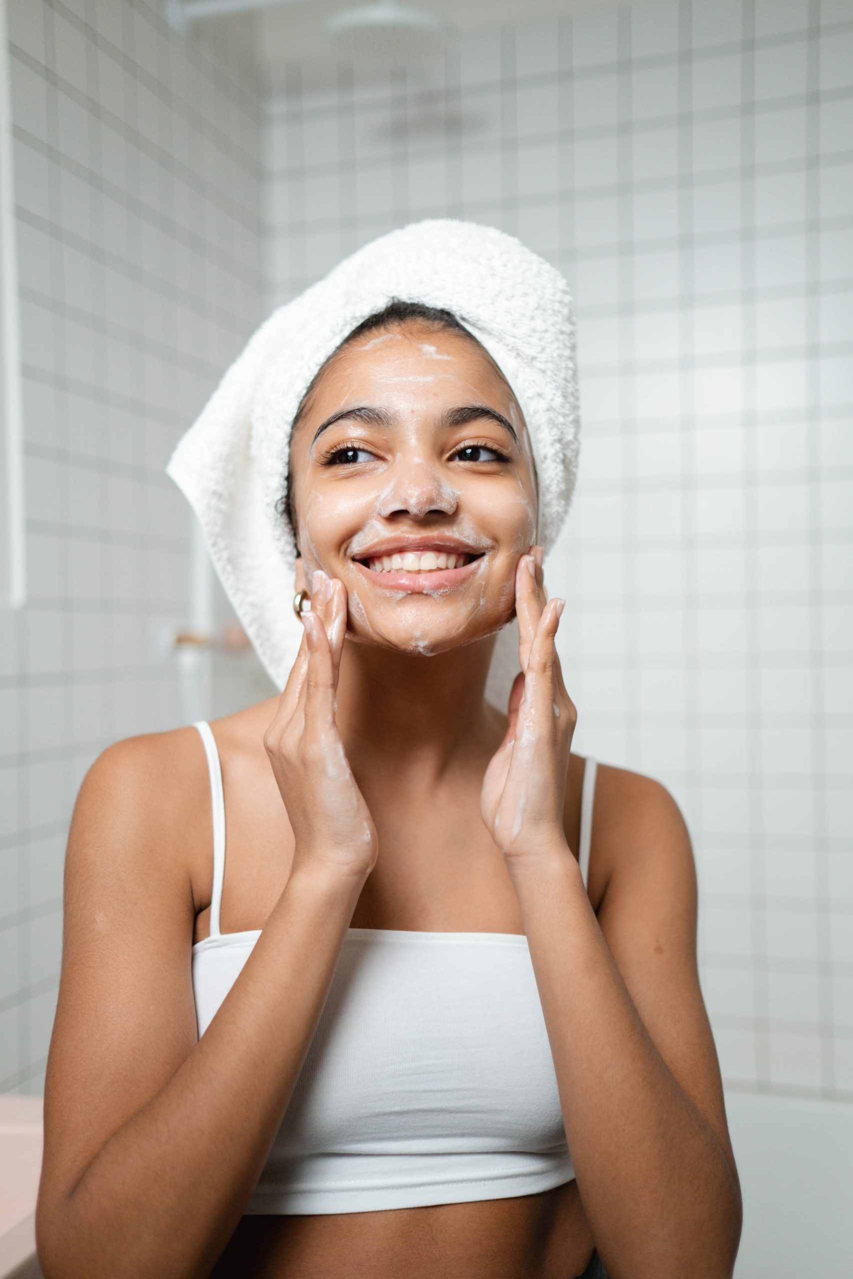 Double Cleansing: The Ultimate Guide to Effective Face Washing
