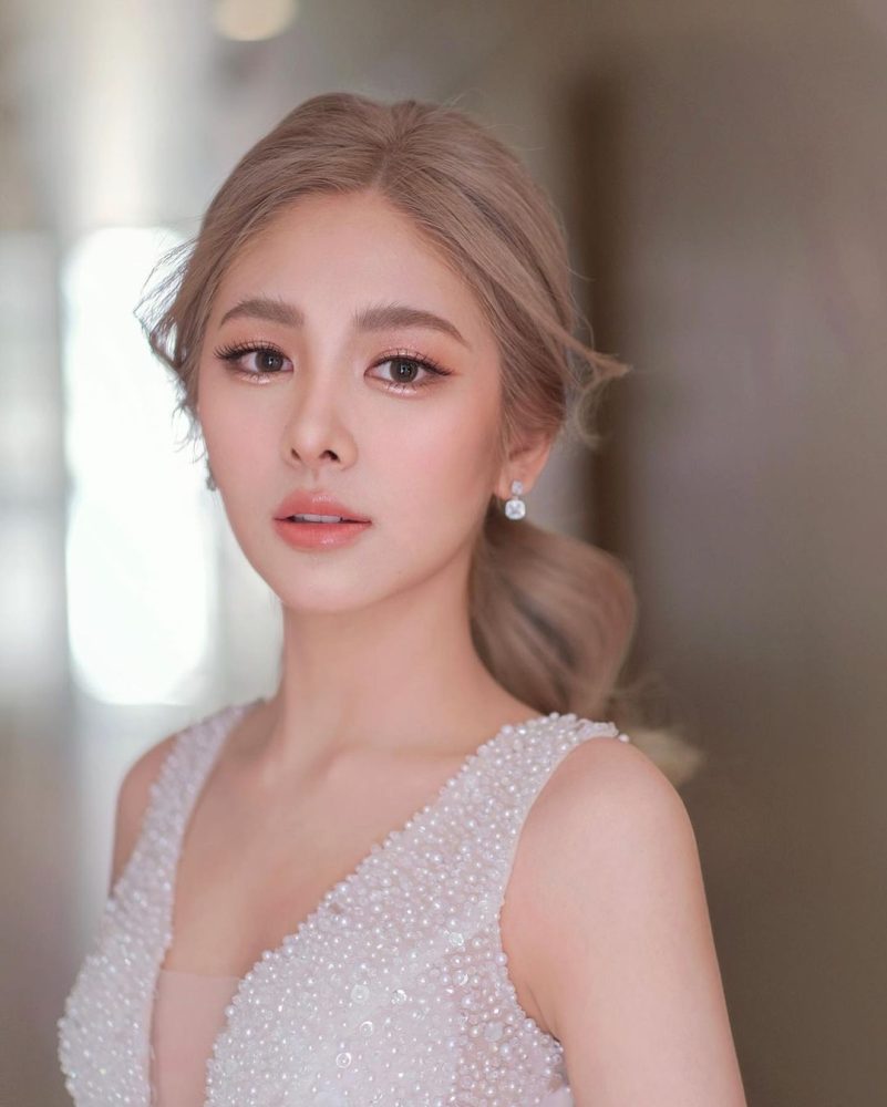 The Essential Guide to Korean Bridal Makeup Trend With Flawless Looks