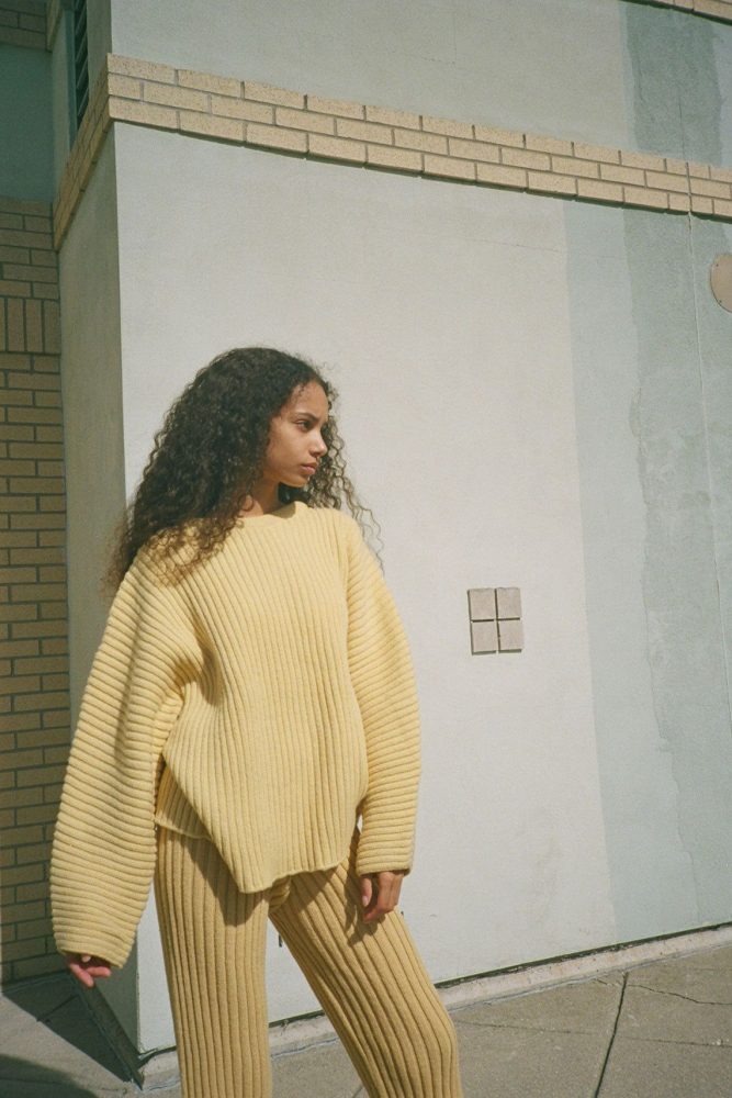What To Wear With A Yellow Sweater - Simply Fresh To Your Looks