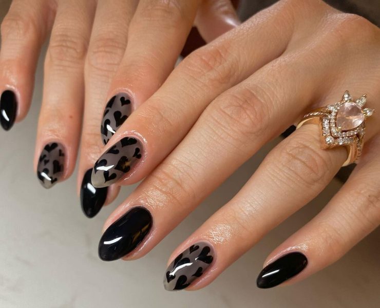 10+ Creative Black Nail Art Ideas For Your Next Manicure