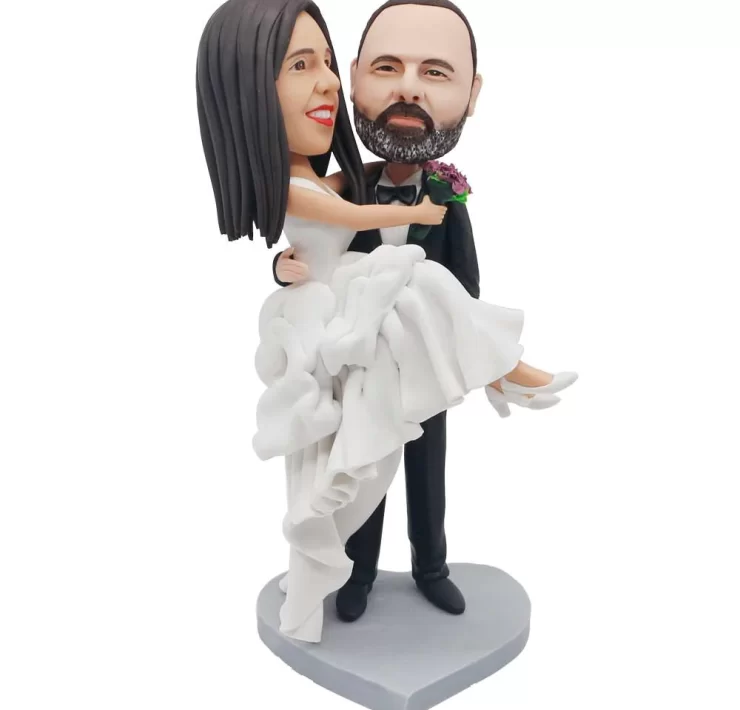 Customized Wedding Bobbleheads as Cake Toppers and Gifts