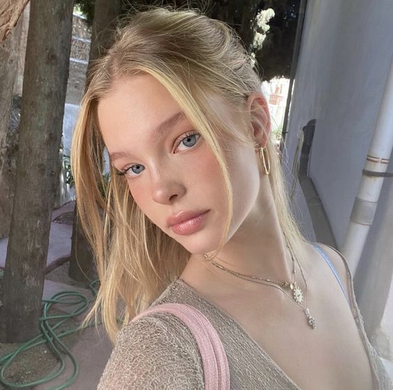 How To Style Balletcore Outfit For Spring Fashion 2024