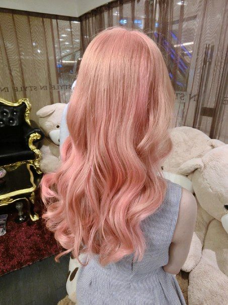 Trending Hairstyle 2024: How to Rock the Peach Hair Color everyone is Talking About