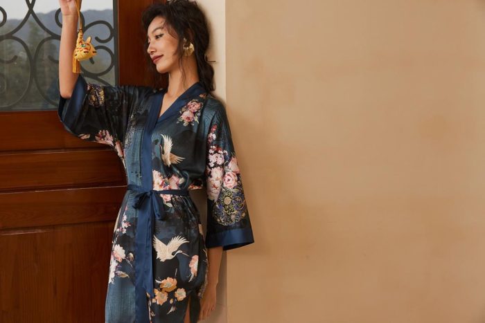 How to Pick the Best Kimono Robe