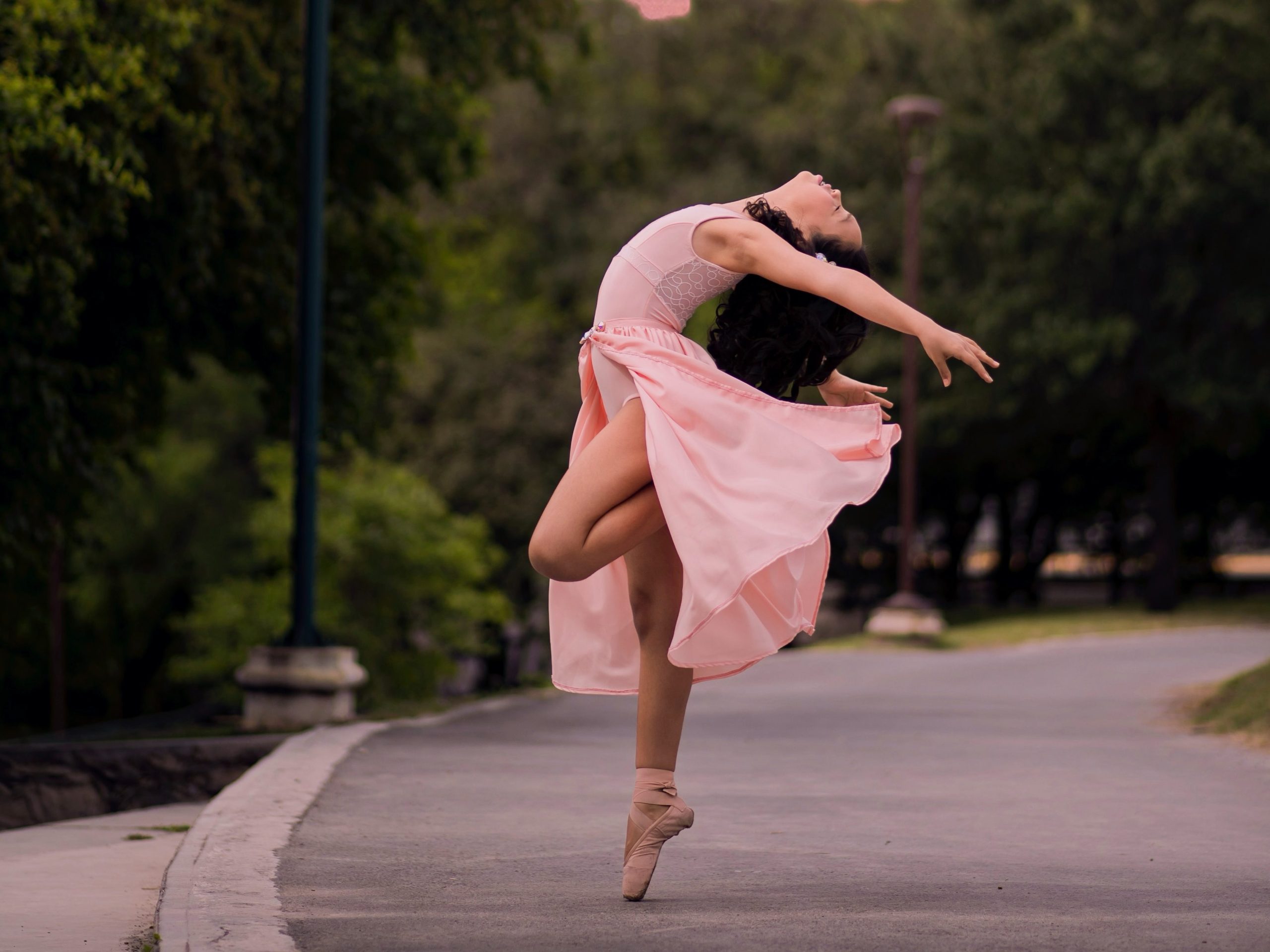 How To Style Balletcore Outfit For Spring Fashion 2024