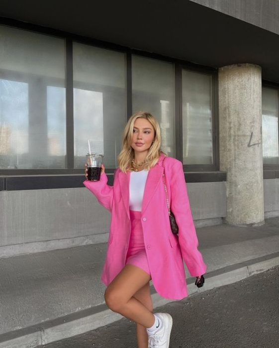 Spring 2024 Fashion Guide: What To Wear With Pink