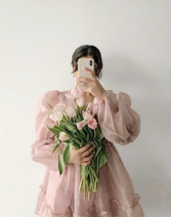 Spring 2024 Fashion Guide: What To Wear With Pink