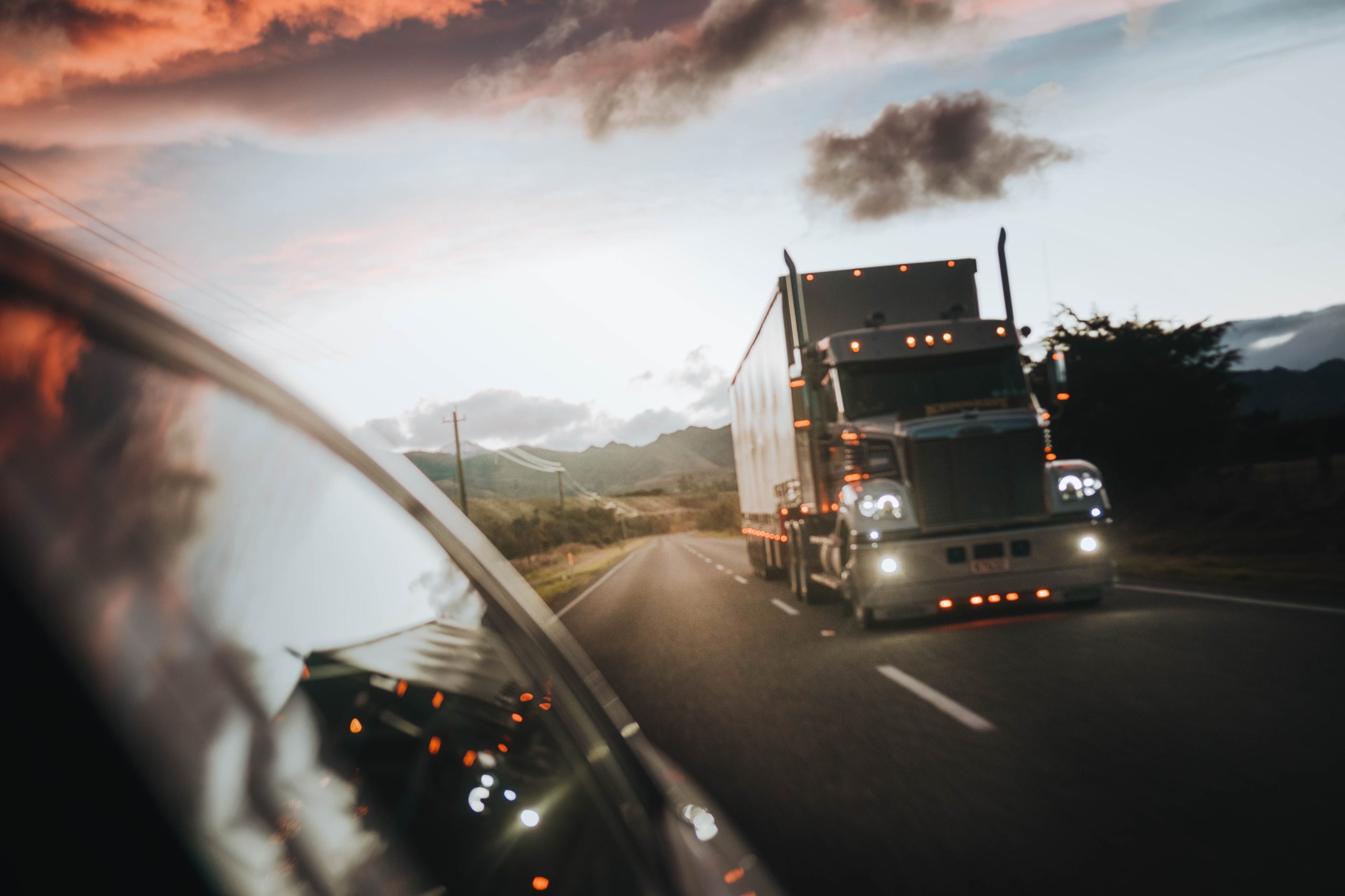 6 Unbeatable Ways to Ensure Legal Success After a Truck Incident