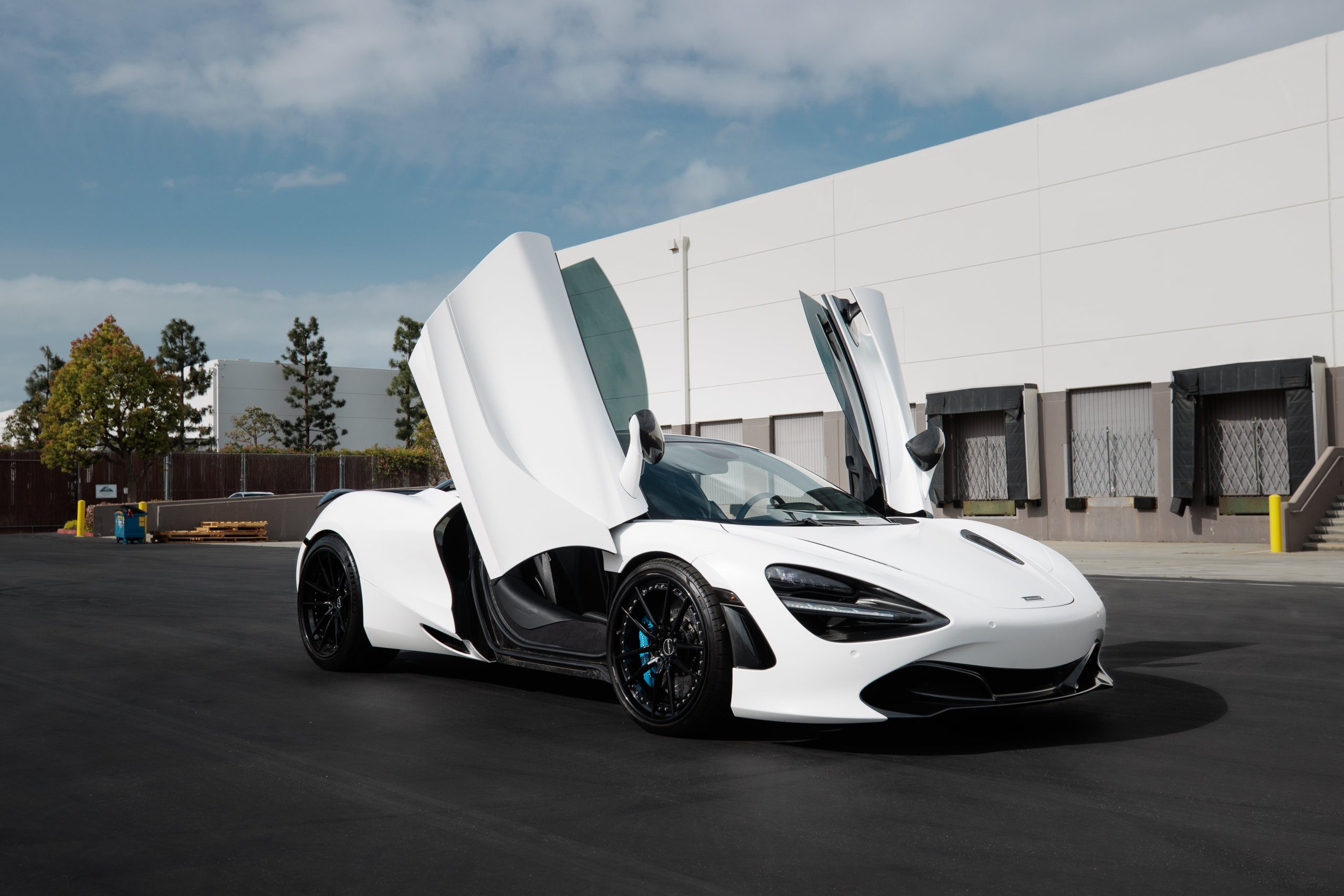 6 Practical Tips for Selling an Exotic & Expensive Vehicle