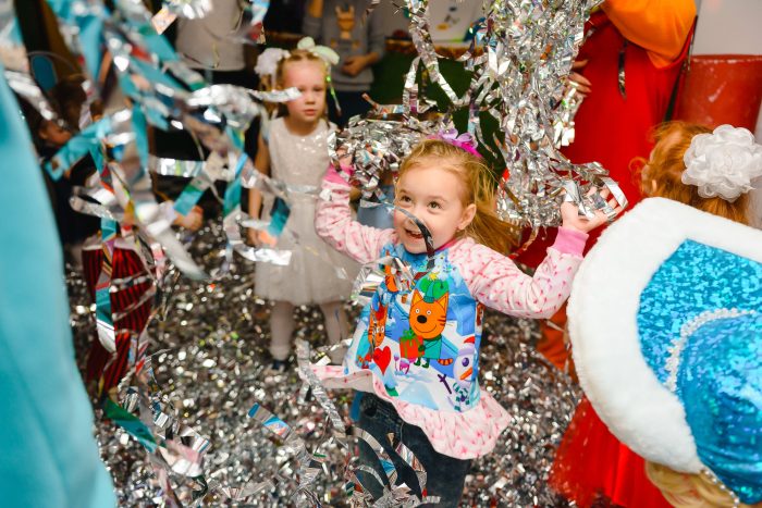 Exploring Modern Themes for a Chic Children's Party Experience