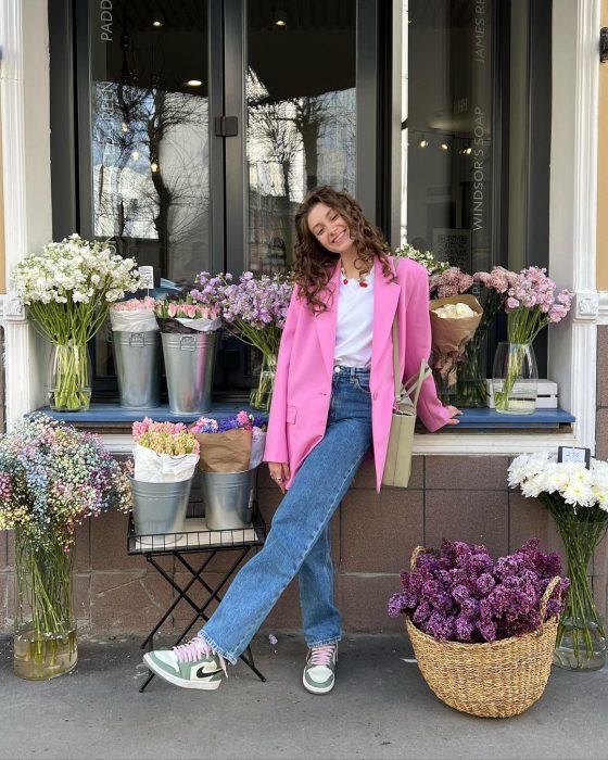 Spring 2024 Fashion Guide: What To Wear With Pink