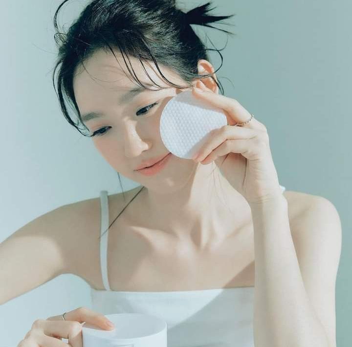 Skincare Trend 2024: The Best Toner Pads for Any Skin Concern