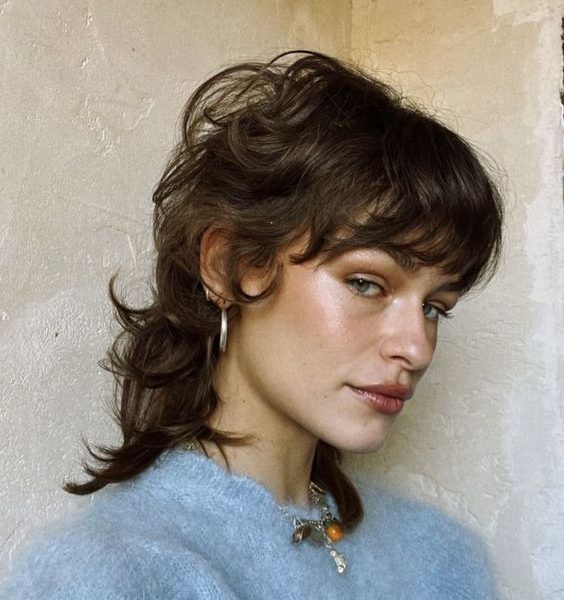 How to Rock the Mullet Haircut Trend For Women In 2024