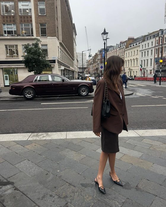 Effortlessly Chic: How to Wear Brown in 2024
