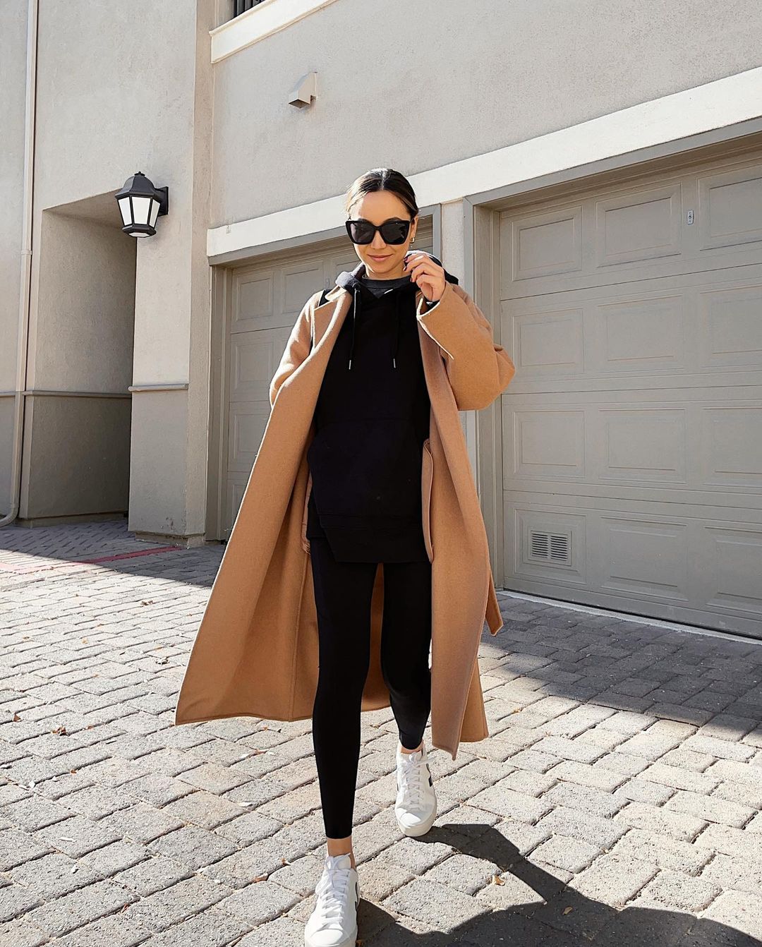 Sneaker Trend 2024: How to Style Veja Sneakers With Any Outfit ...