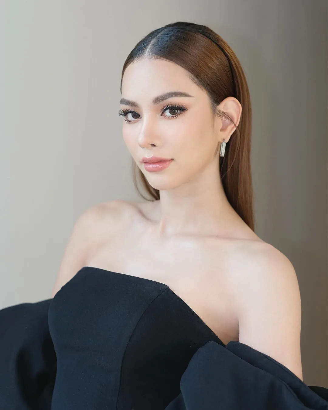 Beauty Trend 2024: How To Achieve Flawless Thai Makeup Look