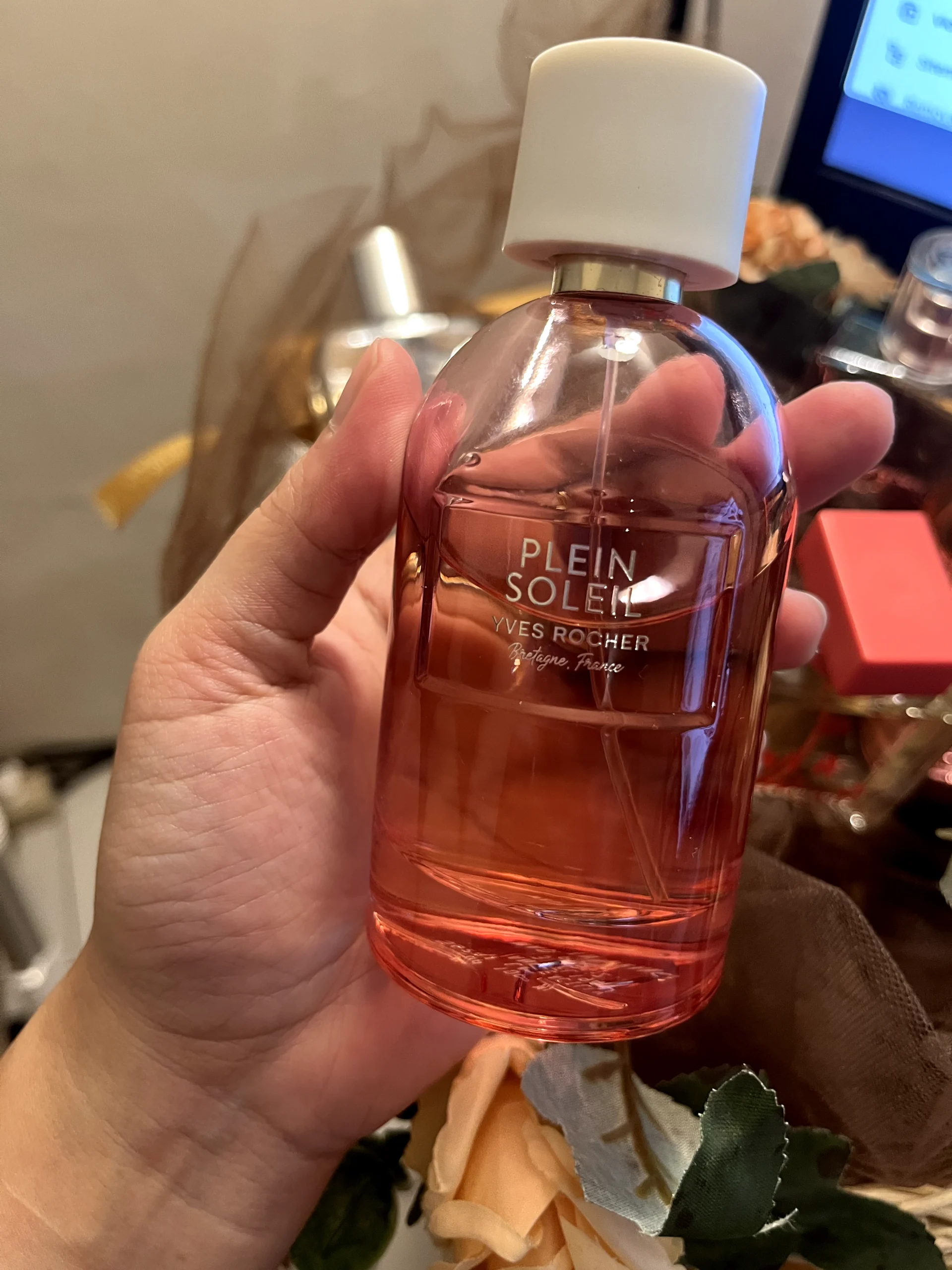What's On My Vanity: My Honest Review of 5 Yves Rocher Scents