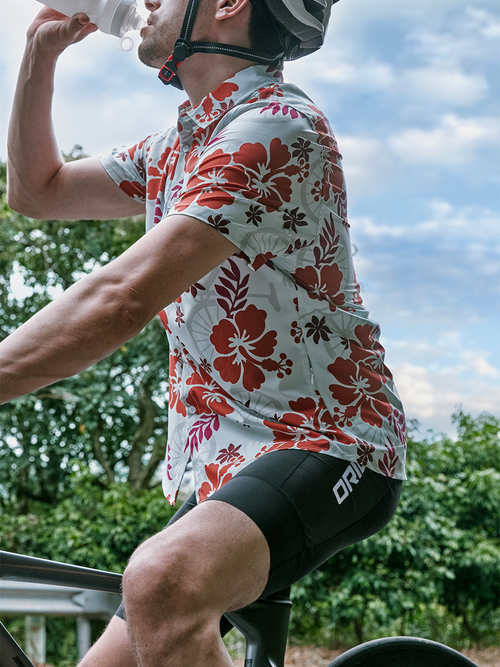 4 Cycling Outfits Trend 2025 That People Are Wearing This Summer