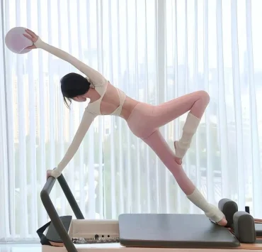 The Activewear I'm Eyeing to Finally Get Me to Pilates in 2025
