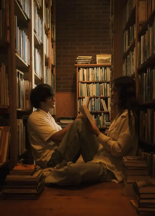 What I Wore to Make a Bookish Guy Finally Notice Me