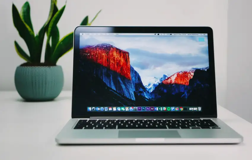 The Power of Simplicity: Reducing Digital Clutter for Clarity