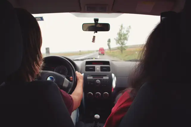 How Understanding Traffic Law Empowers Drivers to Make Smarter Decisions on the Road